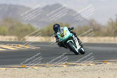 media/Apr-20-2025-CVMA (Sun) [[39090e8767]]/Race 11-500-350 Supersport (Holeshot)/